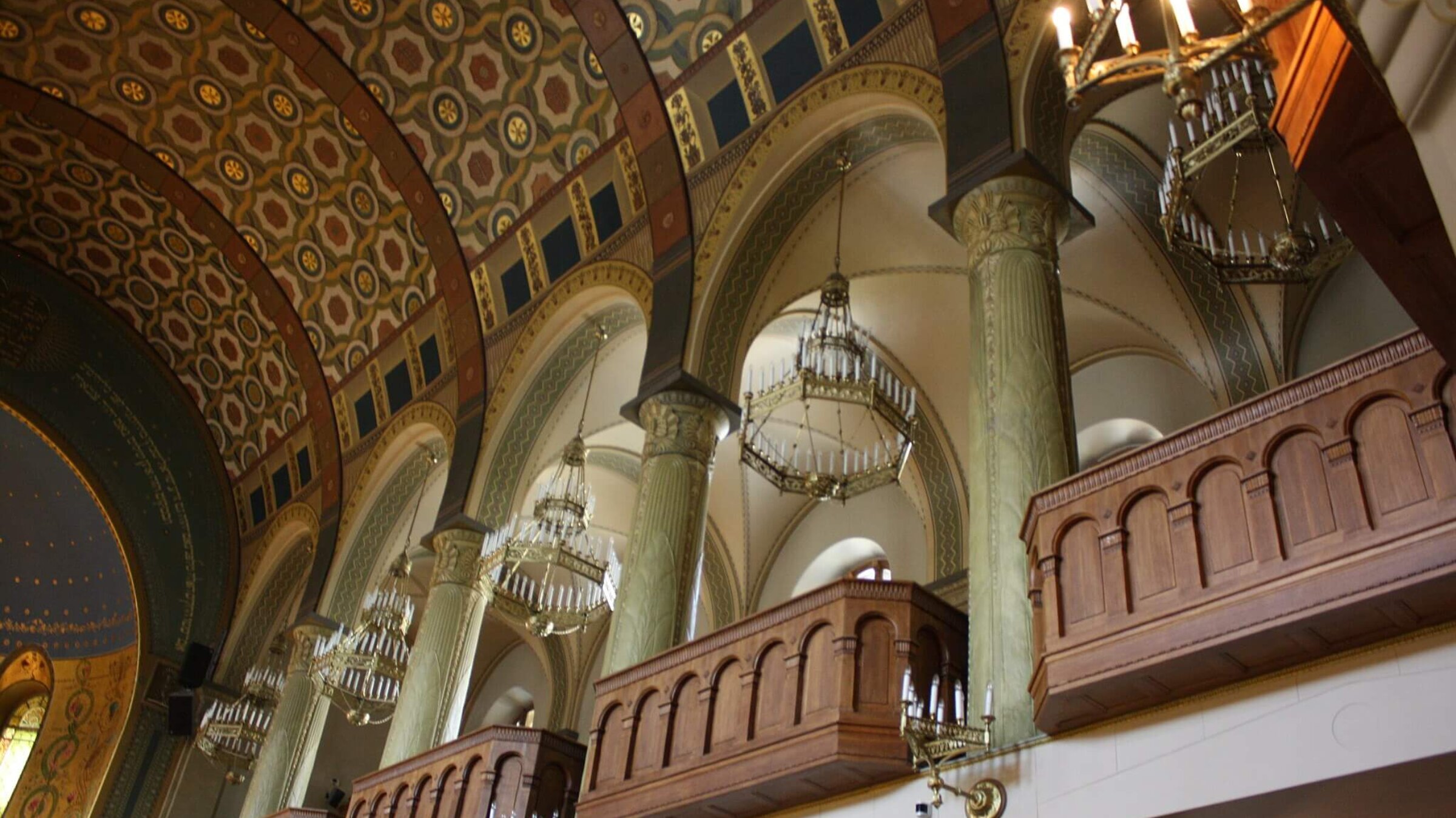 The interior of the Moscow Choral Synagogue, where the Simchat Torah celebration took place