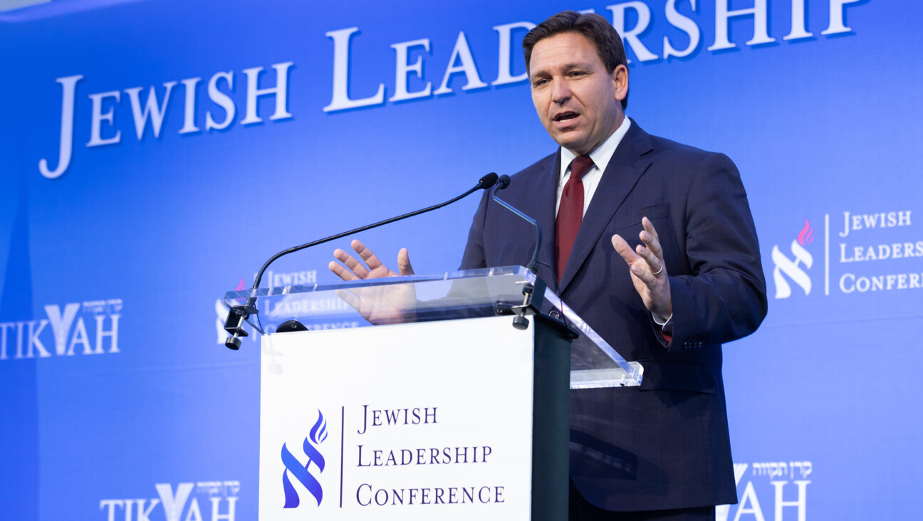 Florida Governor Ron Desantis speaks at the Jewish Leadership Conference at Chelsea Piers on Sunday. (Credit: Sean T. Smith)