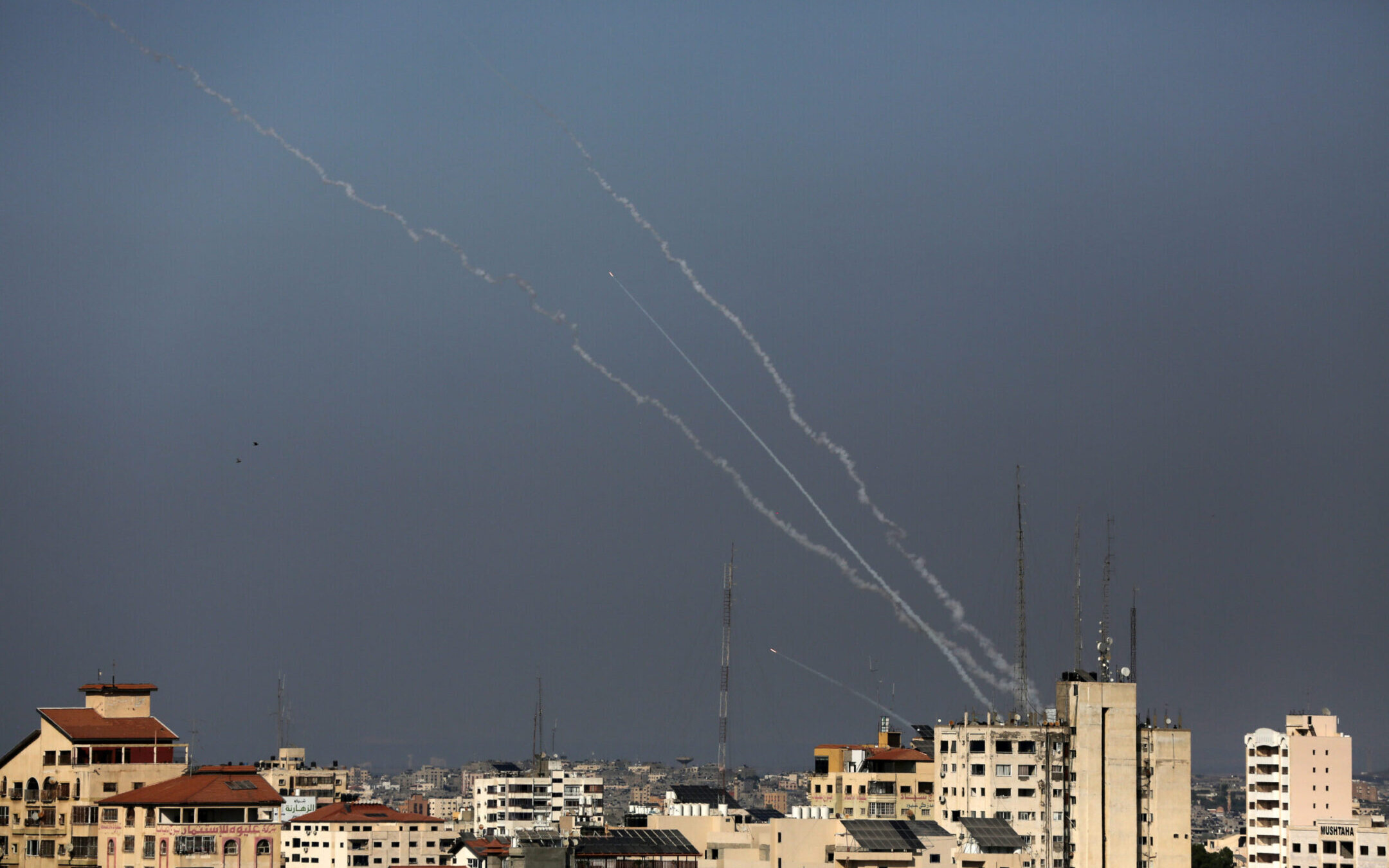 A salvo of rockets is fired from Gaza City towards Israel in the hours before a ceasefire between Israel and Palestinian Islamic Jihad, a militant group in Gaza, Aug. 7, 2022. (Majdi Fathi/NurPhoto via Getty Images)