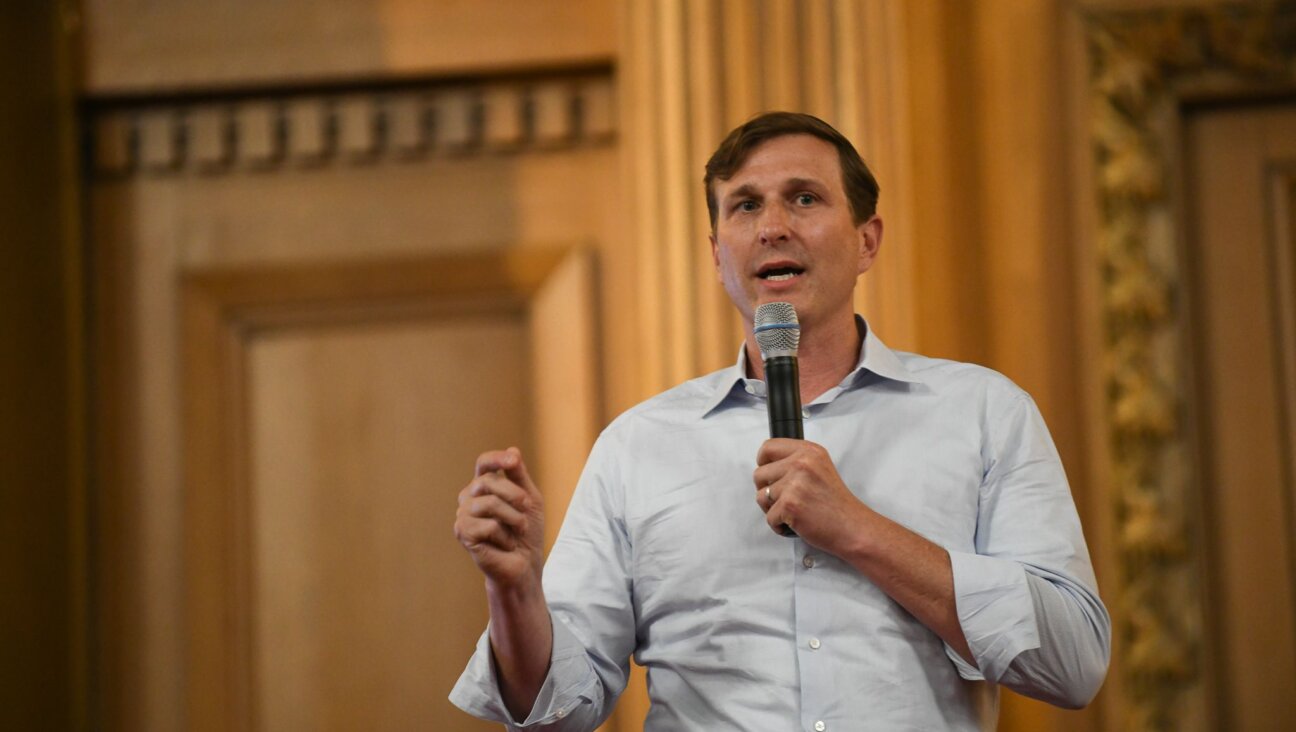 Dan Goldman, a congressional candidate for NY's 10th Dsitrict, at a candidate forum co-hosted by the Forward on July 26, 2022. 