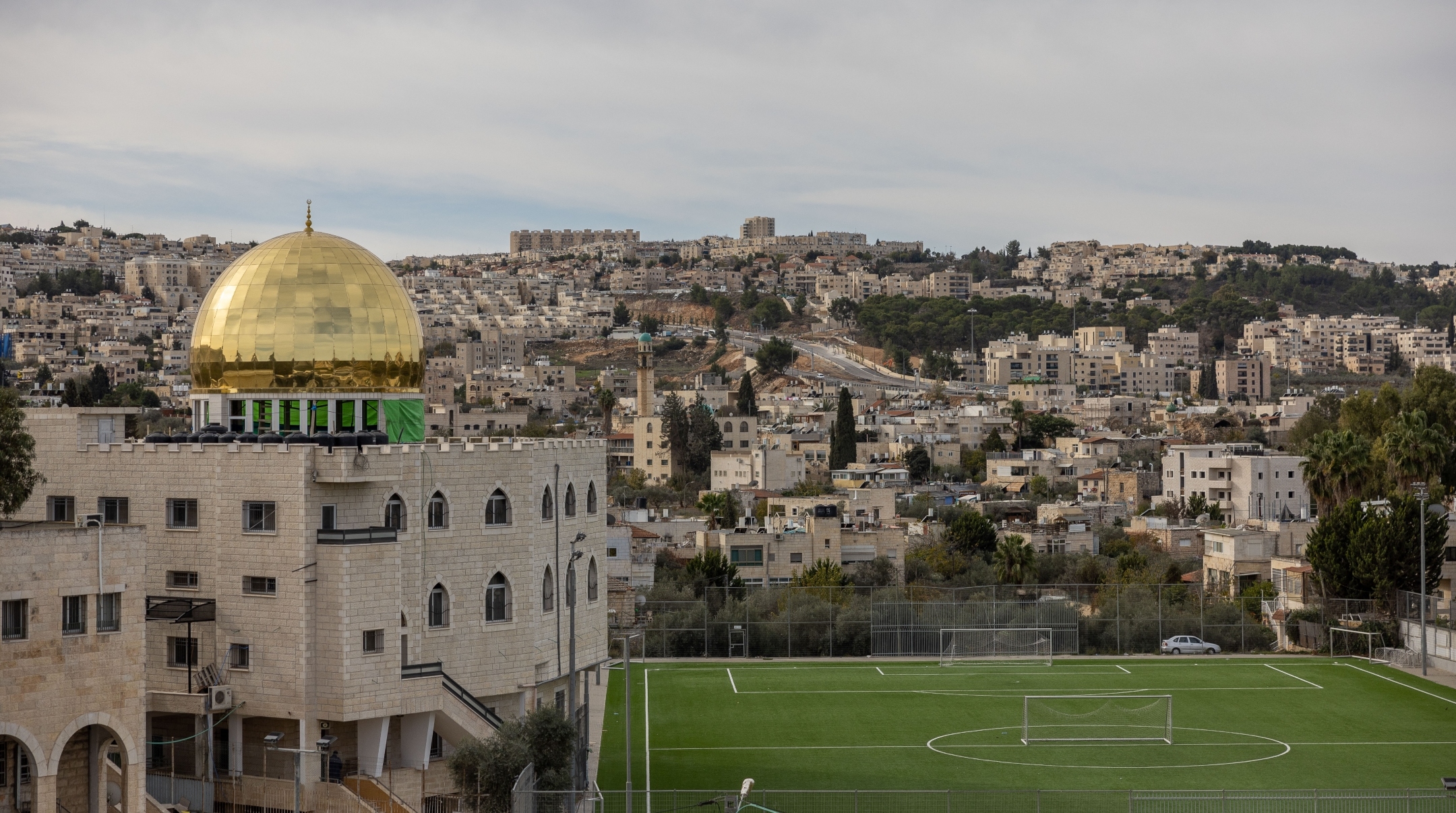 A view of a golden dome built on top of the Abdul Rachman mosque in Beit Safafa, Jerusalem, Dec. 16, 2021. (Yonatan Sindel/Flash90)