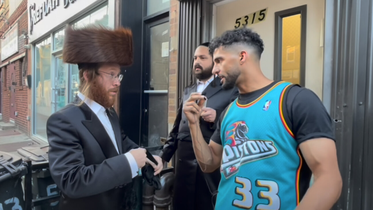 Abdulla Almasmari, otherwise known as YouTuber Dulla Mulla, put out a video where he interviewed Orthodox men in Brooklyn and asked their thoughts about the Israeli Palestinian conflict.