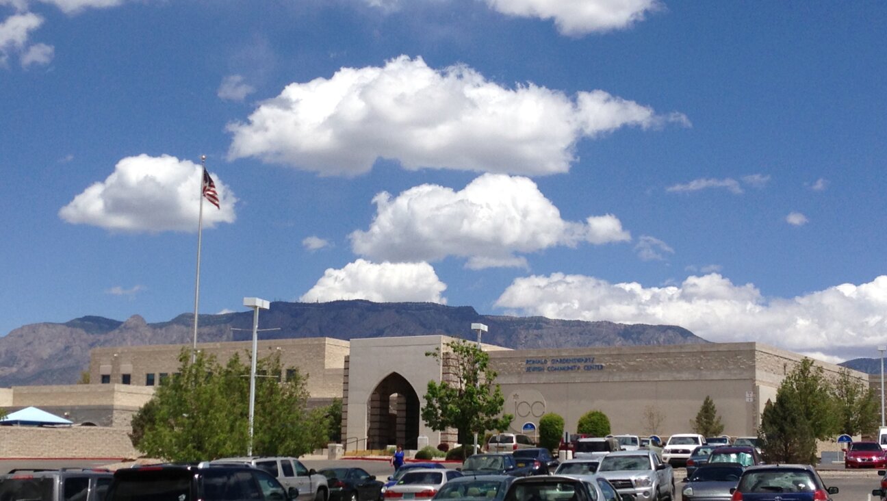 The building housing the Jewish Community Center of Greater Albuquerque and the Jewish Federation of New Mexico (Courtesy of the JCC)