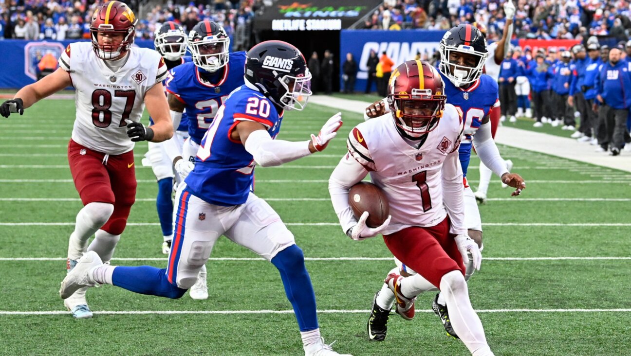 The Washington Commanders and New York Giants matched up on Dec. 4, 2022 at MetLife Stadium. (Jonathan Newton/The Washington Post via Getty Images)