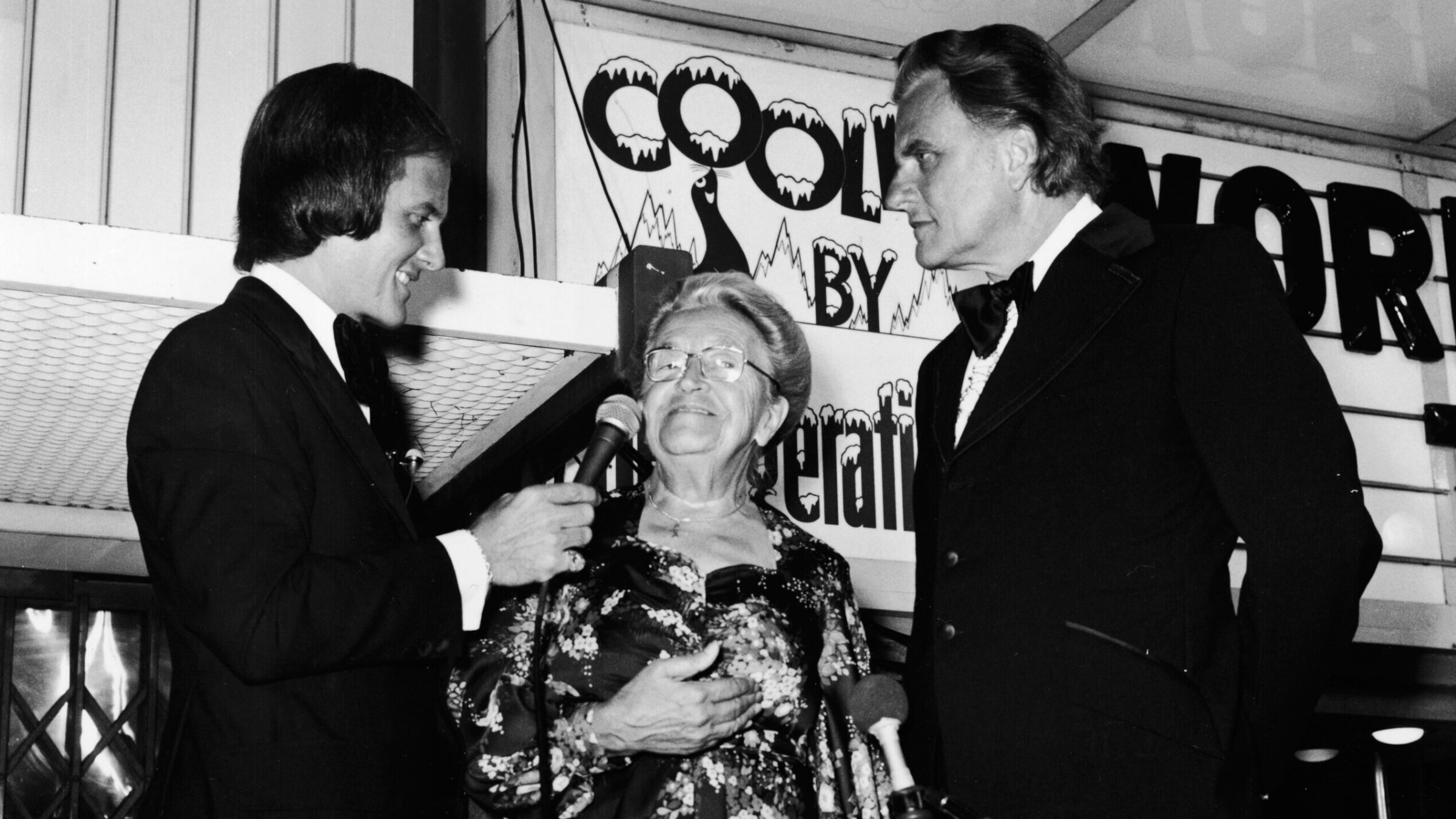 Corrie ten Boom, flanked by Pat Boone and Billy Graham at the film premiere of <i>The Hiding Place</i>, 1975.