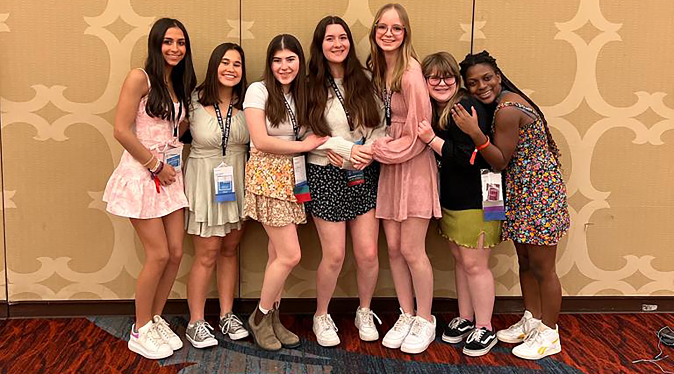 Maren Hettler, third from right, and members of her BBYO chapter at the Jewish youth group’s International Convention. (Maren Hettler)