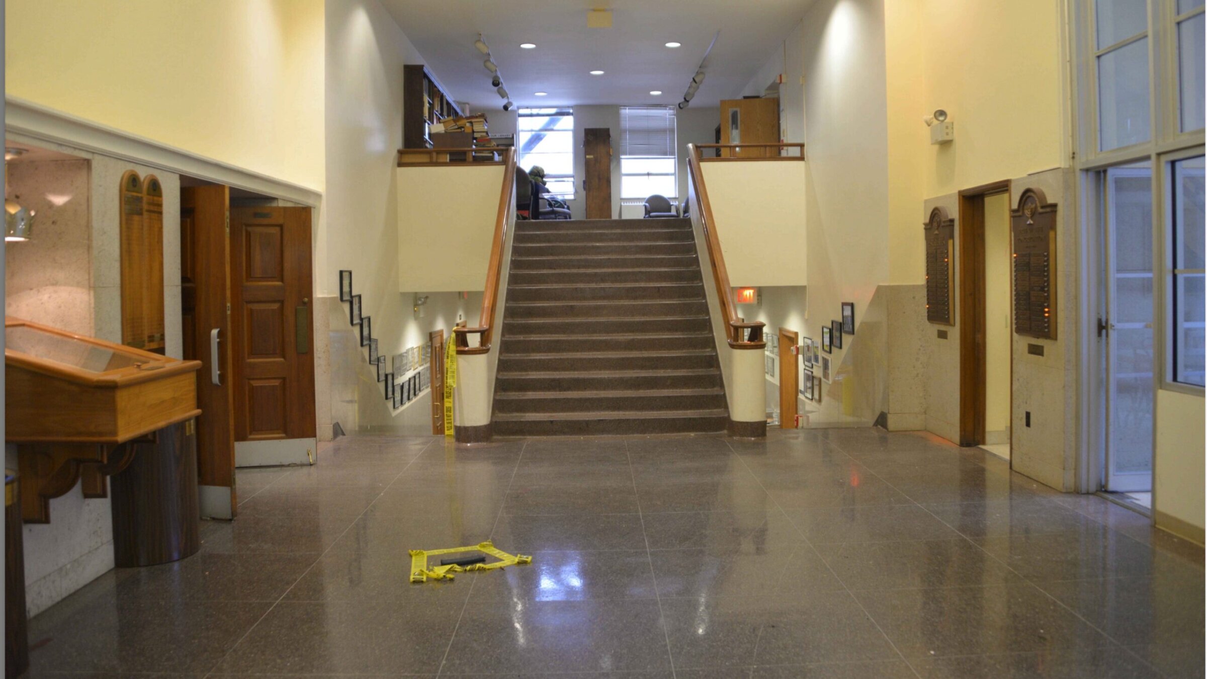 Police tape surrounds an assault rifle magazine in the aftermath of a mass shooting at the Tree of Life synagogue in Pittsburgh, Oct. 18 2018. (U.S. District Court Western District of Pennsylvania Evidence Photo)