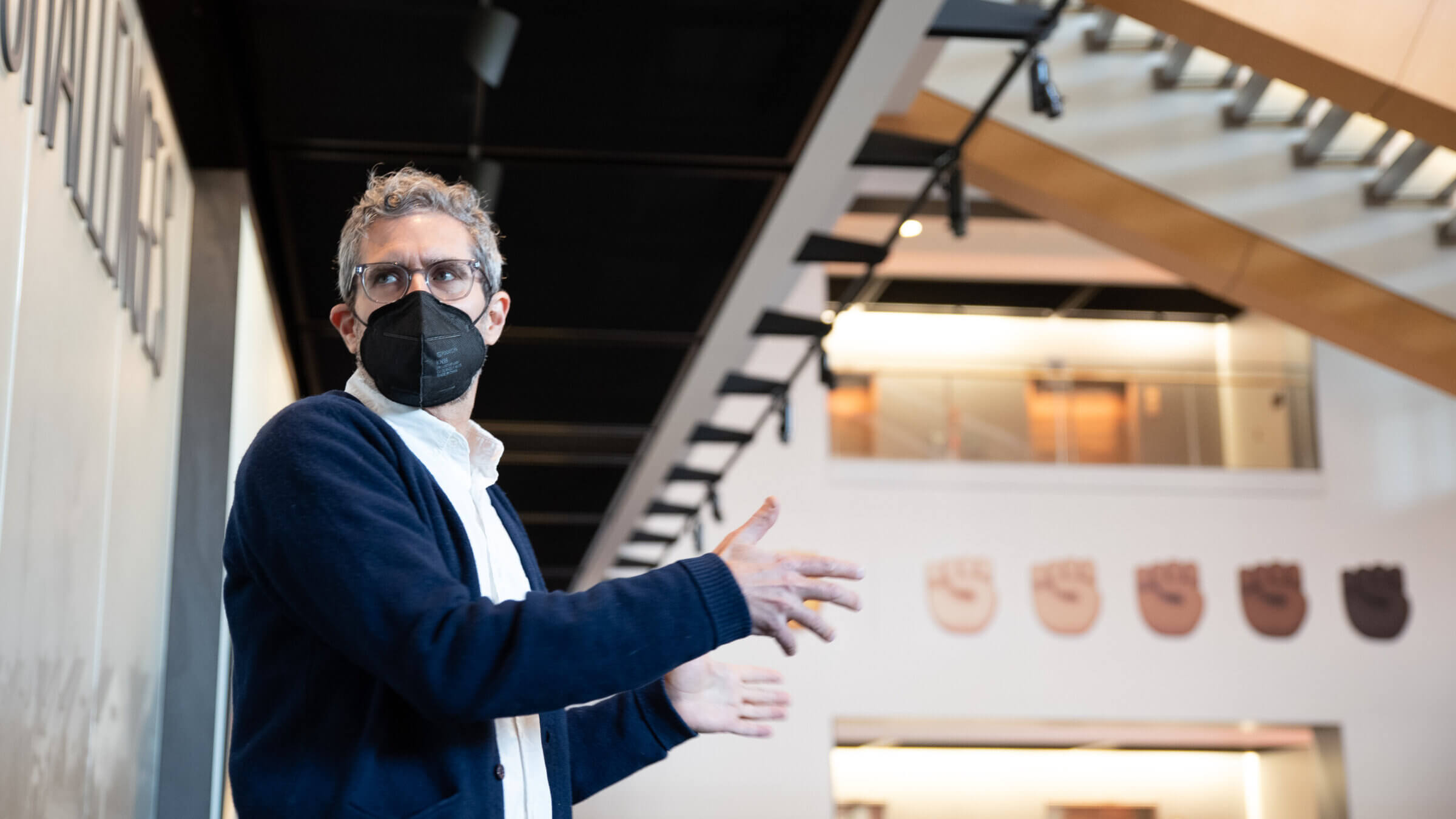 Jonathan Horowitz conducting a tour of <i>The Future Will Follow the Past: An Exhibition by Jonathan Horowitz</i> at The Weitzman National Museum of American Jewish History in Philadelphia.