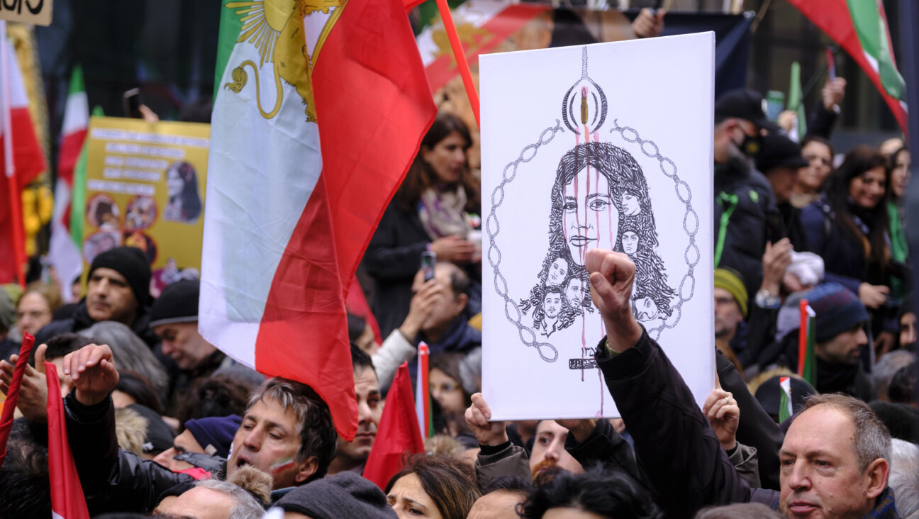  Around 6000 Iranians from the diaspora demonstrate in the streets of Brussels on February 20, 2023 in Brussels, Belgium. Waving Iranian but also European flags, they call on Iran to grant more freedoms to women. They also demand that the Islamic Revolutionary Guard Corps (IRGC) organization be classified as terrorist