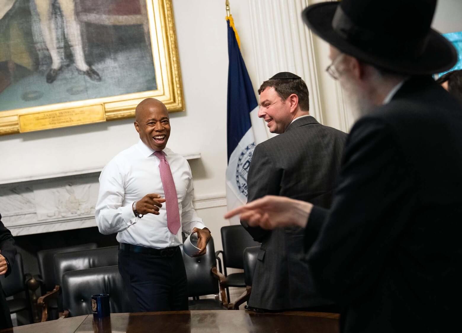 NYC Mayor Eric Adams with a Yiddish-speaking reporter during an ethnic media roundtable on Sept. 19, 2022.