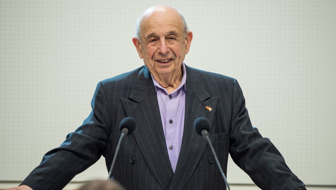 Guy Stern, who escaped Germany in the run-up to the Holocaust, speaks to a group of lawmakers in Hanover, Germany, May 14, 2019. (Christophe Gateau/picture alliance via Getty Images)