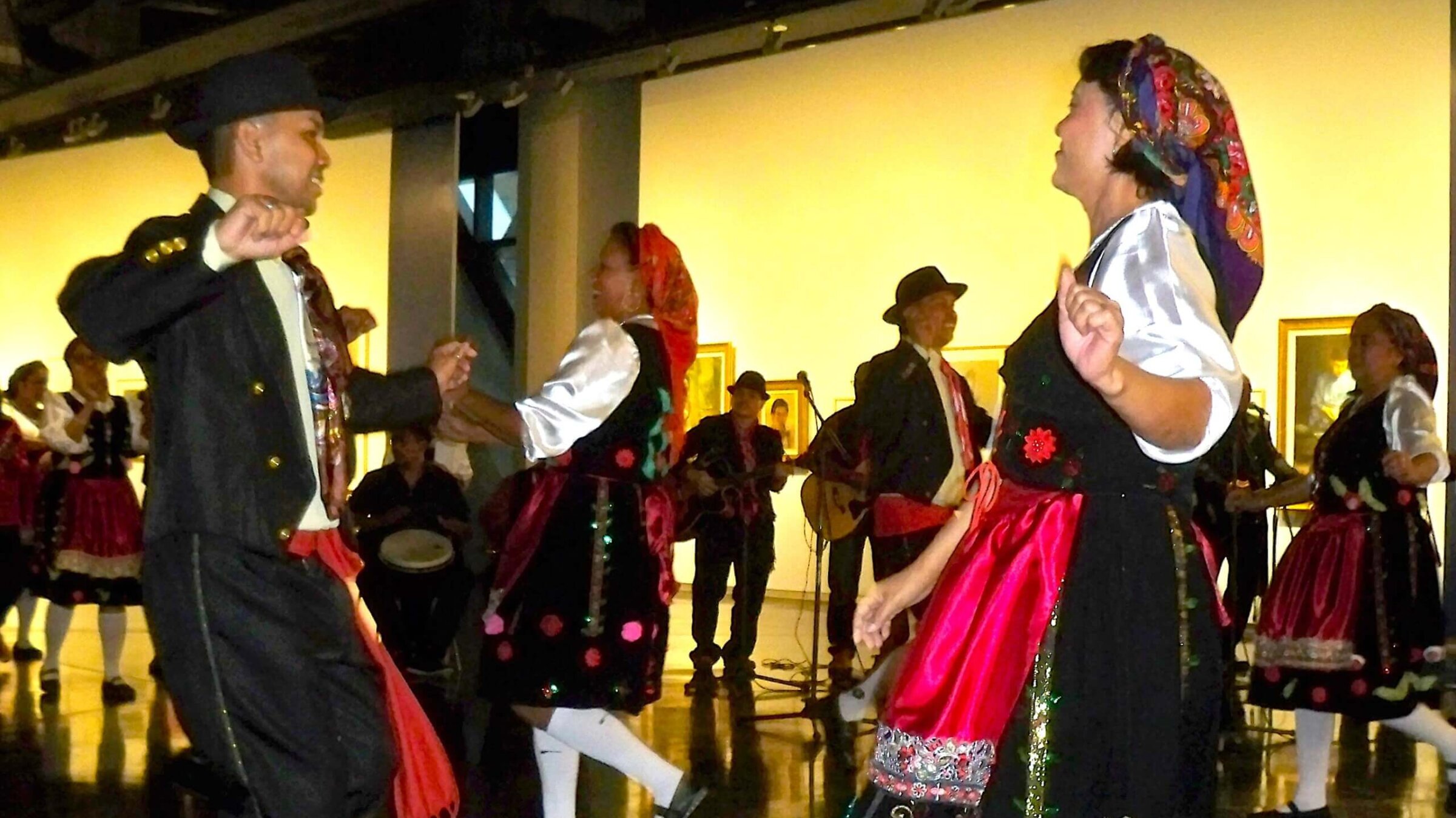 A Kristang folk dance 