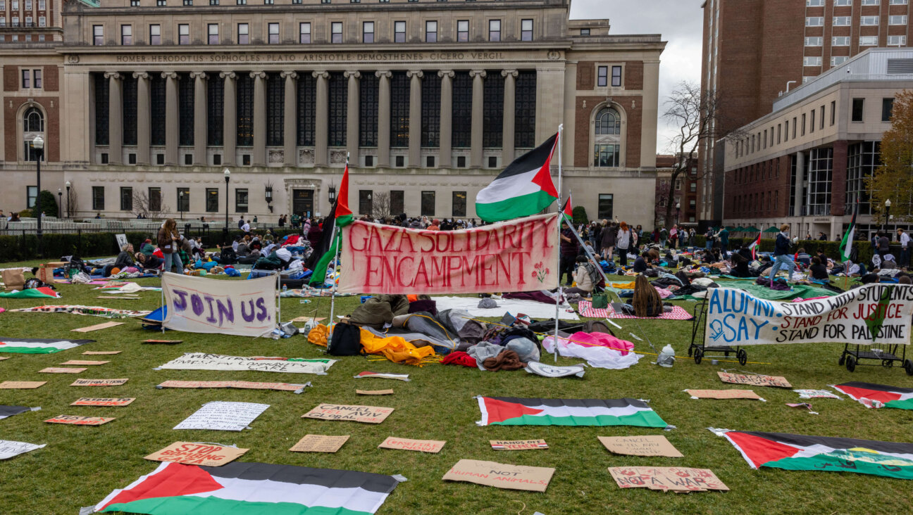 Students occupy the campus ground of Columbia University in support of Palestinians April 19. Officers cleared out a pro-Palestinian campus demonstration on April 18, a day after university officials testified about antisemitism before Congress.