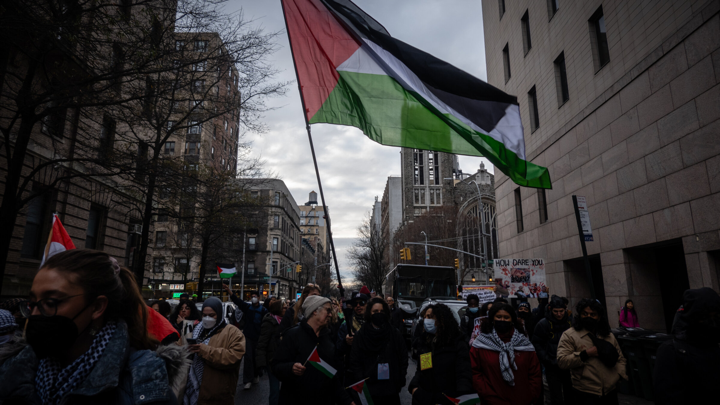 Pro-Palestinian demonstrators outside Columbia University, February 2, 2024. (Luke Tress)