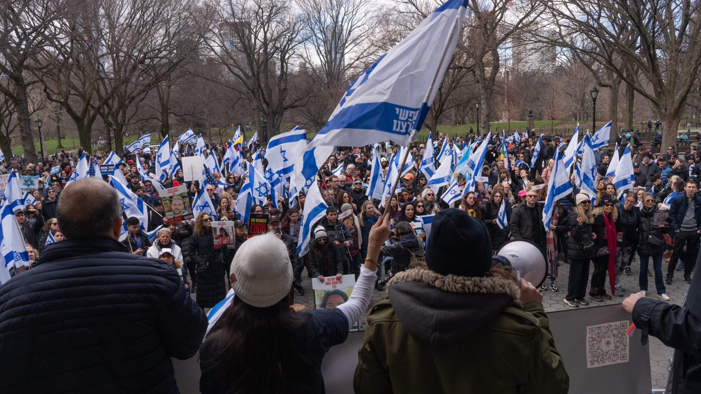 Family members of Hamas hostages lead a crowd at a rally in Central Park, March 10, 2024. (Luke Tress)