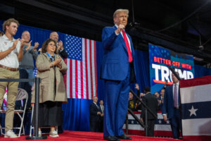 At a town hall rally, Trump swayed to Leonard Cohen's "Hallelujah."