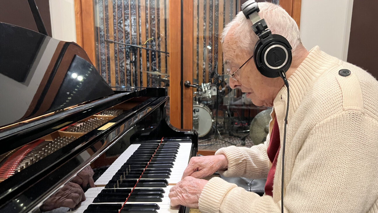 Terry Gibbs at the keyboard.