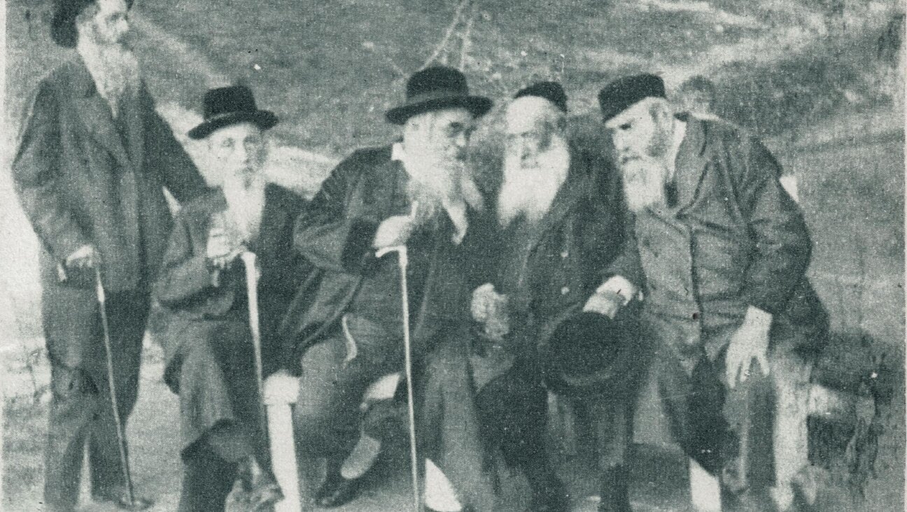 Jews in the Ukrainian shtetl of Triskevits (Truskawiec), 1930